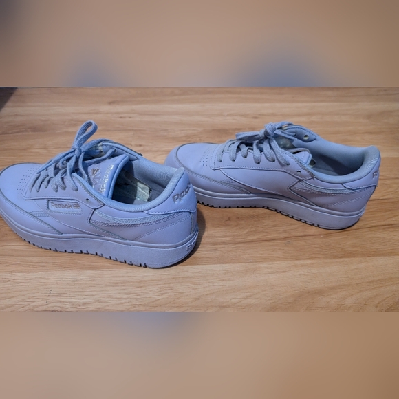 Cardi b Reebok club c size 9 - Picture 6 of 8